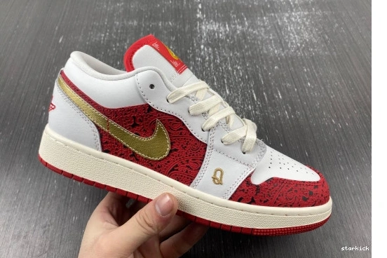 Jordan  DJ5186-100 DJ5186-100 Spades Low 1  0207